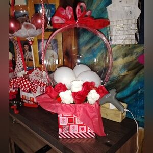 Valentine's Day Balloon and Flower Gift Box
